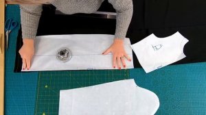 Маленькое черное платье. Как сшить строгое платье с элегантным разрезом.mp4