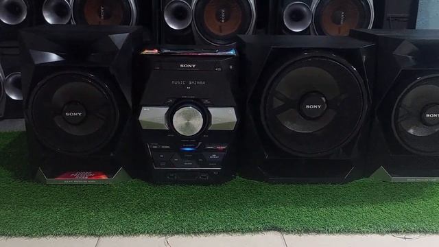 SONY MHC-GPX555 . 19800 P.M.P.O WATTS смотреть онлайн