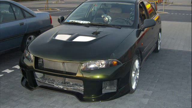 Mitsubishi Carisma Evo смотреть онлайн