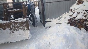 МТЗ-82л. ЧИСТКА СНЕГА КУНОМ НА МТЗ 82.