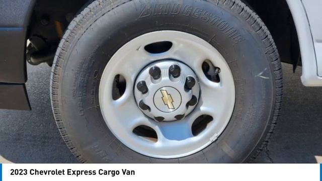2023 Chevrolet Express Cargo Van P2676 смотреть онлайн