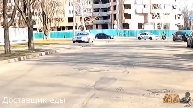 ПОГОНИ ЗА МОТОЦИКЛАМИ . МОТОБАТ ПРОТИВ ЭНДУРО . ДПС . ПОЛИЦИЯ ( Апрель 2021 ) смотреть онлайн