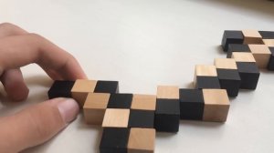 Сборка деревянного кубика-змейки за 5 минут для новичков