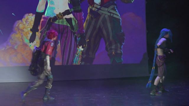 Косплей дефиле-League Of Legends .Arcane-Vi, Jinx-Vitalliyana, Kamomīry, г.Москва, Волгоград