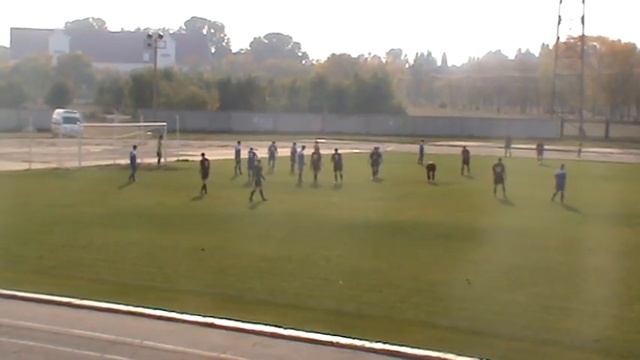 1 тайм матча "Искра" Энгельс - СДЮСШОР "Сокол" 2-1 смотреть онлайн