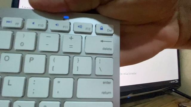 Conectar Teclado Bluetooth a PC Windows 10 (Keyboard Bluetooth for PC) смотреть онлайн