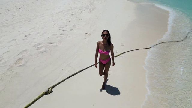 ANGSANA VELAVARU MALDIVES | BRITISH FILIPINA COUPLE смотреть онлайн