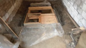 Маленький погреб в сарае на проекте Московская. Бетонный, армированный своими руками. 16062020.