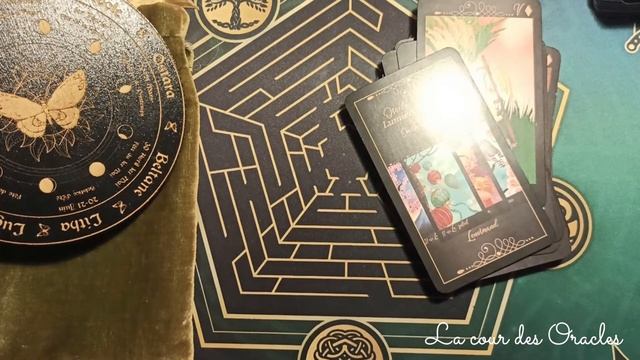 ??⛩ mon avis sur l'Oracle-Lenormand Lumière d'Orient par Emilie Dedieu ???? смотреть онлайн