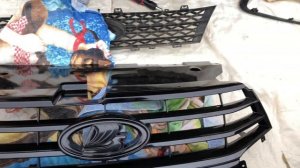 Глянцевая решетка радиатора в Весту (Замена).