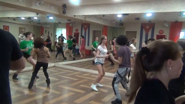 Yoanis - salsa 28.06.2014. Школа танцев Куб'А (Пенза) смотреть онлайн