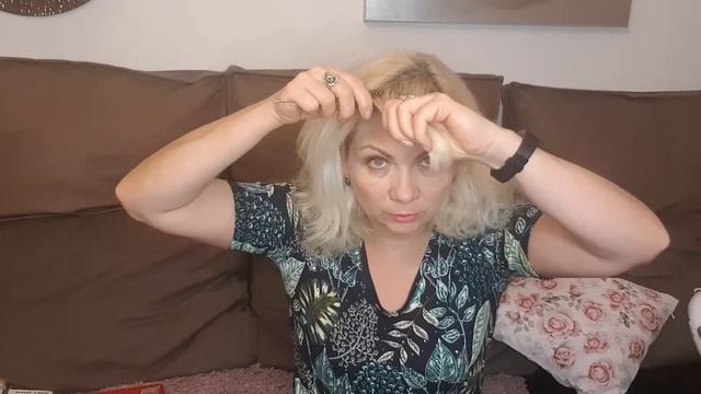 Как подстричь и уложить чёлку пышную и шикарную .Мерилин Монро укладка волос. смотреть онлайн