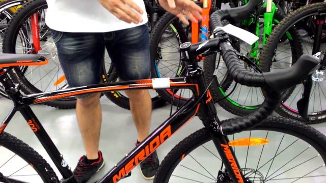 Обзор велосипеда Merida Cyclocross 300 от 100%СПОРТА смотреть онлайн