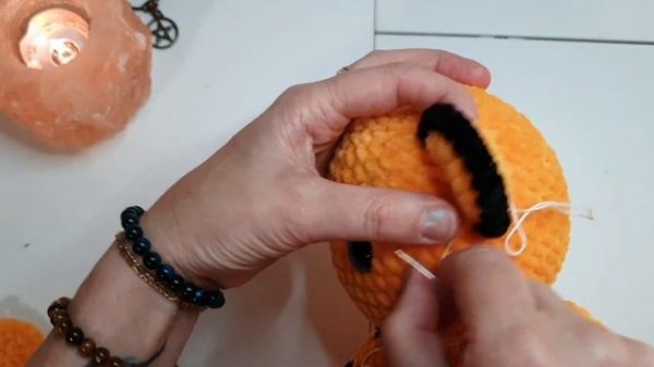 Ein Tiger 2. Teil  nach einer Anleitung von Julia Imgrunt