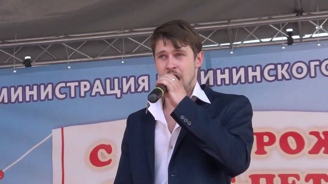 Русский вальс в исполнении Вячеслава Павлова смотреть онлайн