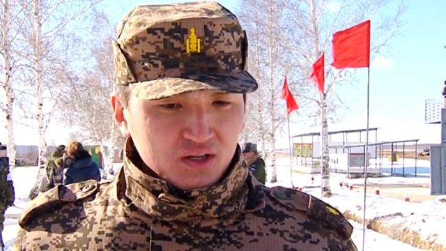 В ДВОКУ встретили военных атташе из 36 стран мира смотреть онлайн