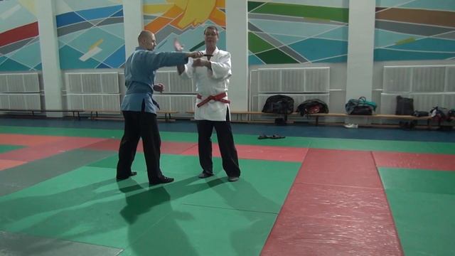 Бросок. Настоящий нож. Это не макет. Военно-прикладное самбо. смотреть онлайн