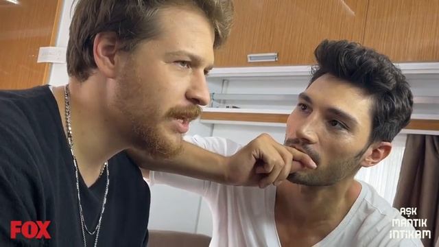 Burak Yörük & İlhan Şen Kamera Arkası смотреть онлайн
