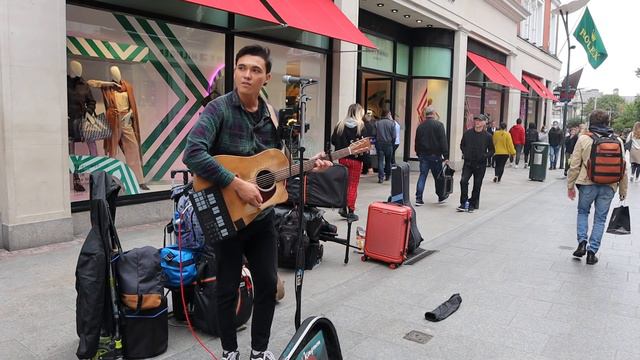 Somewhere Only We Know/Can't Help Falling in Love (Jacob Koopman w/Cuan Durkin) First time duet смотреть онлайн