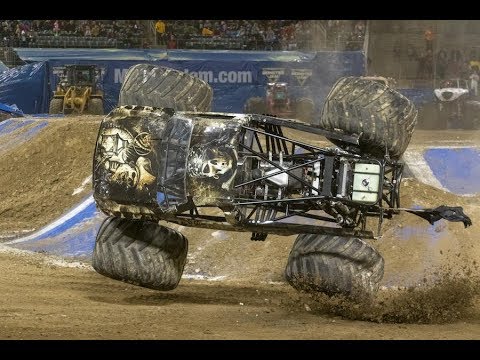 Топ-5 лучших моментов Monster Jam смотреть онлайн