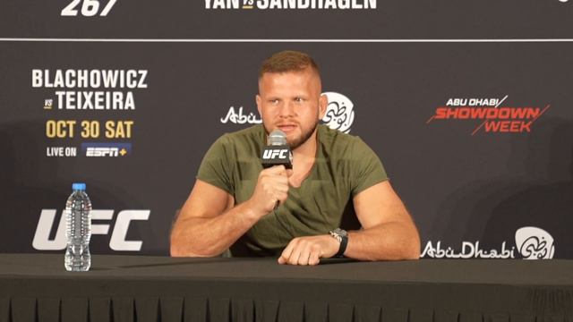 Marcin Tybura media day interview | UFC 267 смотреть онлайн