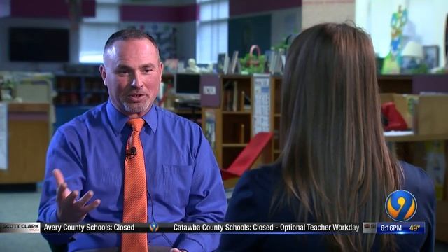 ‘Dig a little deeper’: How school report cards can impact a parent’s choice смотреть онлайн