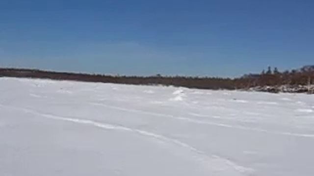 Поездка на снегоходе по льду Белого моря на Соловках смотреть онлайн