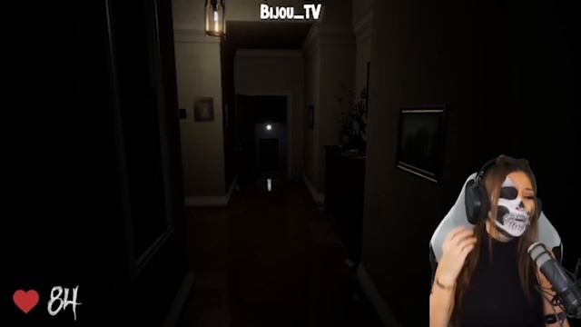 "WAS THAT WHITENESS!" - Gamers React to P.T. - 2 смотреть онлайн