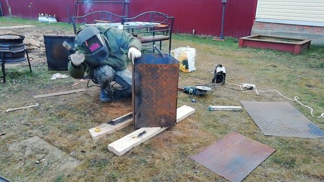 Обзор коптильни горячего копчения По просьбе подписчиков смотреть онлайн