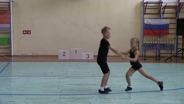 Рок-н-ролл в Феодосии: Кисельский Глеб - Стахова София смотреть онлайн