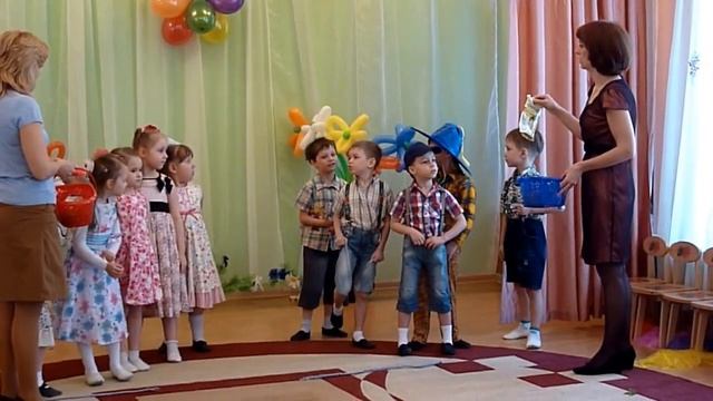 Незнайка в цветочном городе. г.Жуковский, МДОУ д/с №19. 2 часть смотреть онлайн