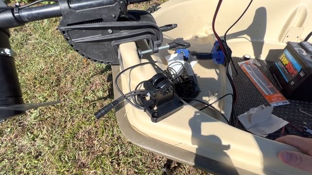 Lowrance Hook2 (4x) Fish Finder Install, perfect for kayaks and Jon boats смотреть онлайн