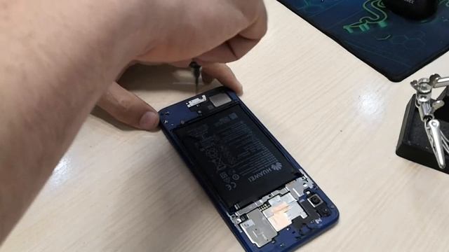 Замена Разьема Гарнитуры HONOR 8X, Как Поменять Разьем НАУШНИКОВ на HONOR 8X смотреть онлайн