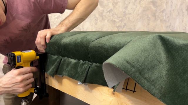 ПУФИК своими руками / БАНКЕТКА в прихожую смотреть онлайн