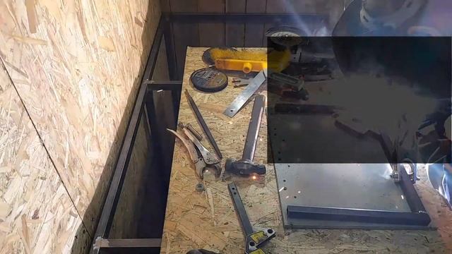 Подставка под ноутбук для работы на диване своими руками. смотреть онлайн