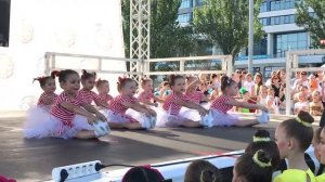 В порту! Мы пришли сегодня в порт! Танец детей на сцене ЧМ 2018!