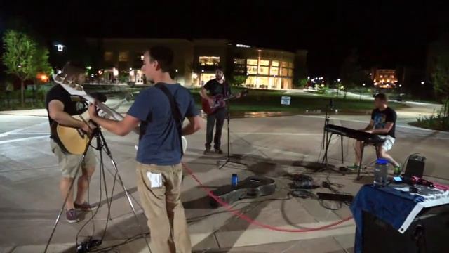 Broken Parts (Acoustic) смотреть онлайн