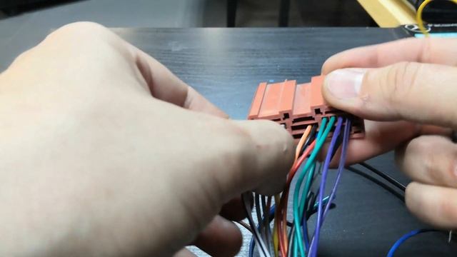 Распиновка штатной магнитолы Mazda 3 5 6. Как подключить магнитолу в Мазде 3,5,6. Pinout