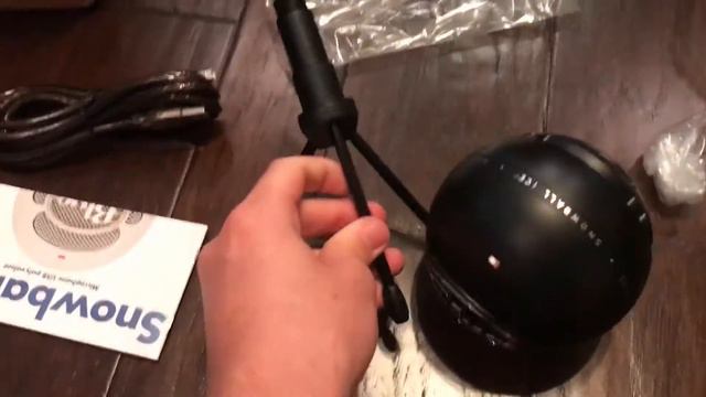 Blue Snowball iCE microphone (black) unboxing and sound test смотреть онлайн