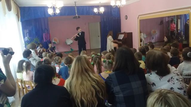 #KirFlute #"Tambourin" Gossec #"Тамбурин" Госсек #Выступление в детском саду #май2018-p1 смотреть онлайн