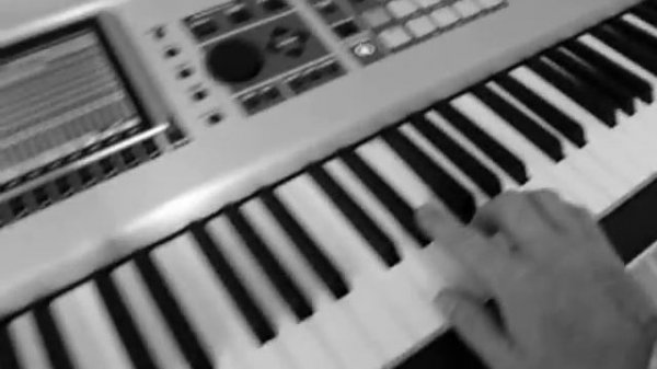 Roland Fantom x8 looping - r&b / Hiphop beat - Fl studio