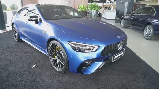 Рассмотрим Mercedes-Benz AMG GT53 4MATIC