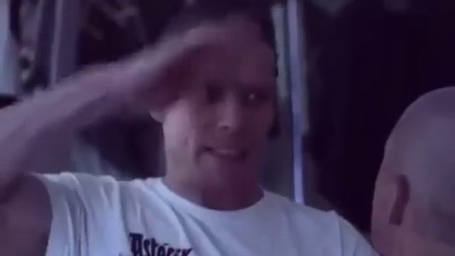 Подарок на 23 февраля смотреть онлайн