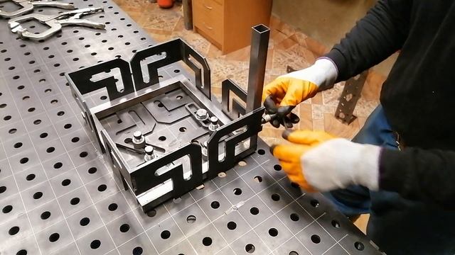 Оснастка для сварочных работ: ручной зажим. смотреть онлайн