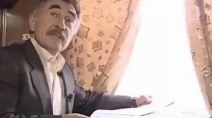 Мем с Леонидом Каневским