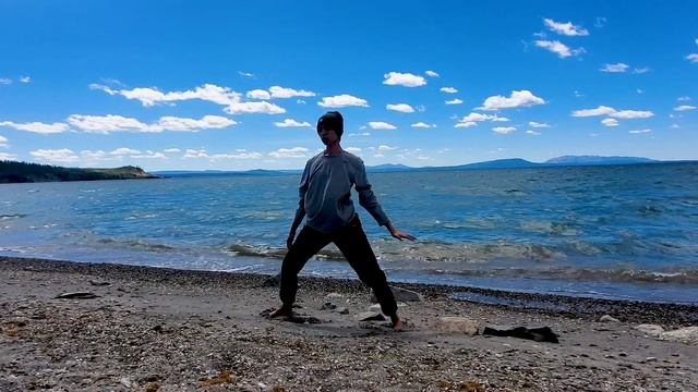 Re-energize Your Spirit with Qigong (10 Minute Guided Flow) смотреть онлайн