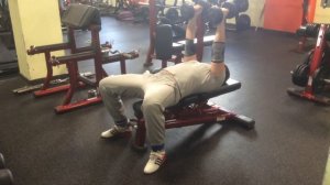 Жим гантелей на трицепс лёжа. 28.05.2016.