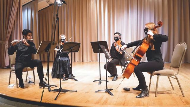 Domenico Cimarosa - Flute Quartet No.6 in A minor - I.Allegro смотреть онлайн