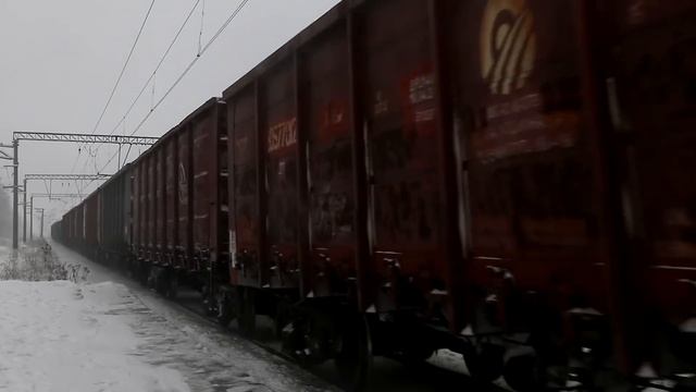 Поезда в заснеженном лесу. Платформа 298 км (перегон Детково - Усады-Окружные) Московской жд. смотреть онлайн