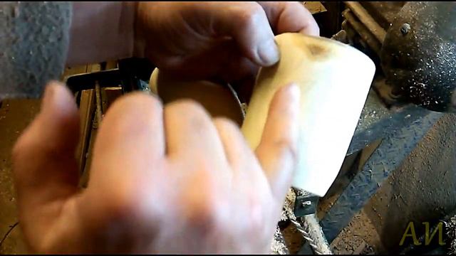 Стаканчики из тополиных втулок. смотреть онлайн